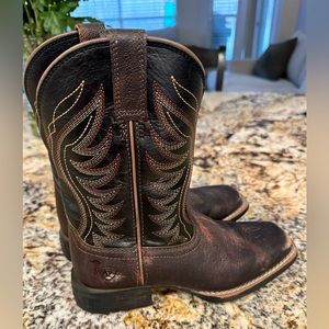 Kids Ariat Cowboy Boots